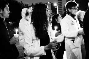 candlelight-vigil-123112